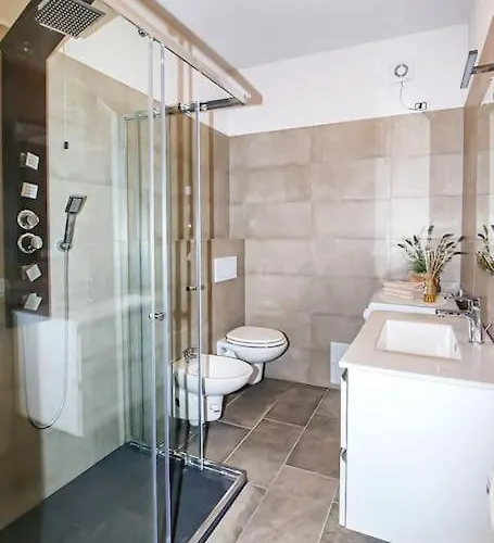 Casa Ariel, In Piazza A Colico, Apartman Colico