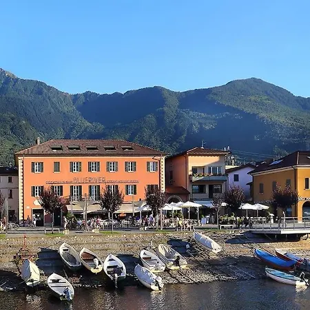 Casa Ariel, In Piazza A Colico, *