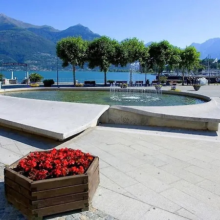 Casa Ariel, In Piazza A Colico, * Colico