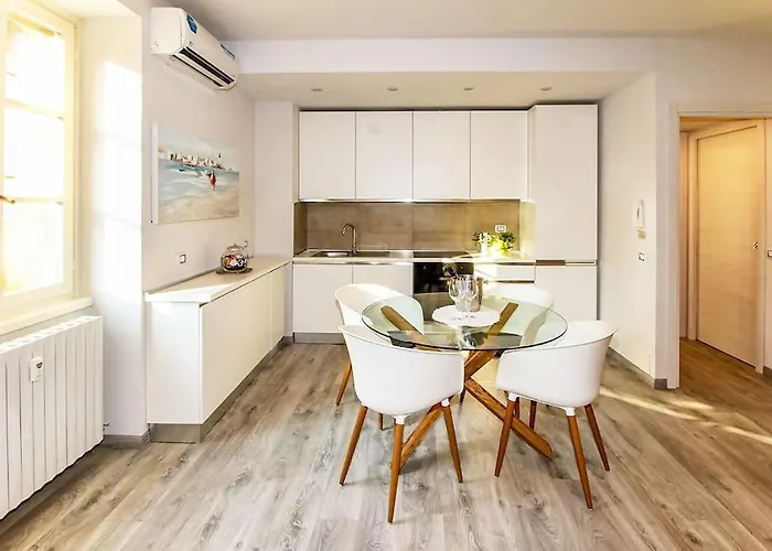 Casa Ariel, In Piazza A Colico, * كوليكو