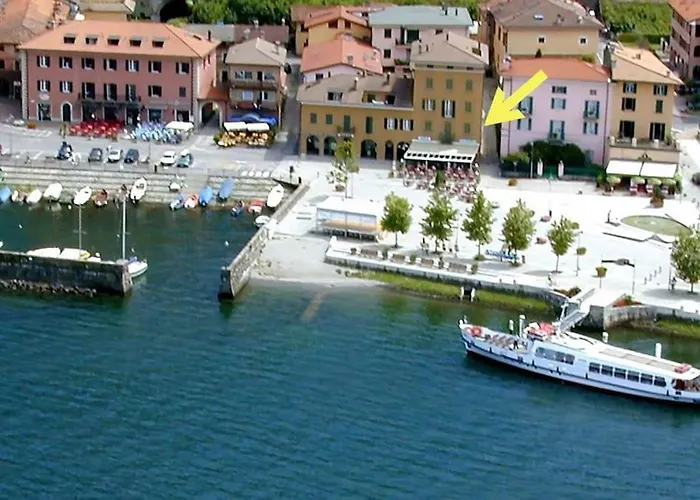 Casa Ariel, In Piazza A Colico, كوليكو